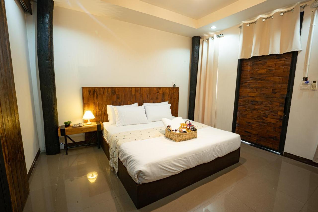 Croissant Hotel And Cafe Chiang Rai Zewnętrze zdjęcie