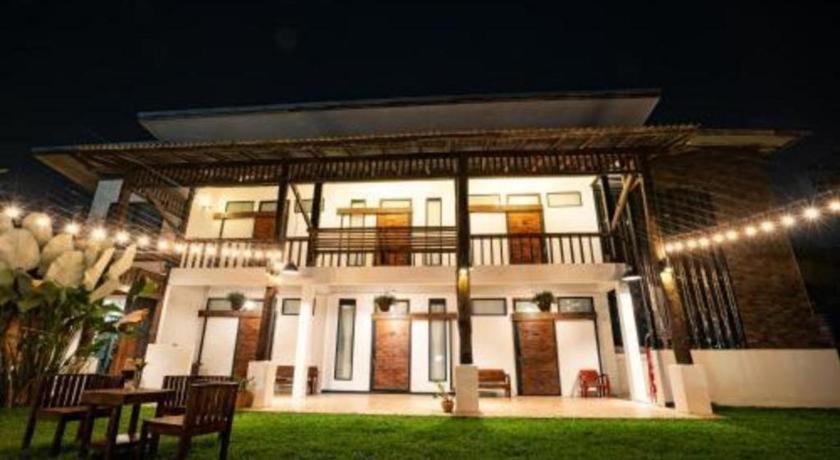 Croissant Hotel And Cafe Chiang Rai Zewnętrze zdjęcie